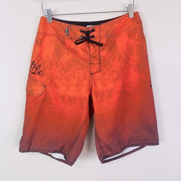 Salt Life Orange Ombré SLX QD Angular Board Shorts Size 30 - Picture 1 of 10
